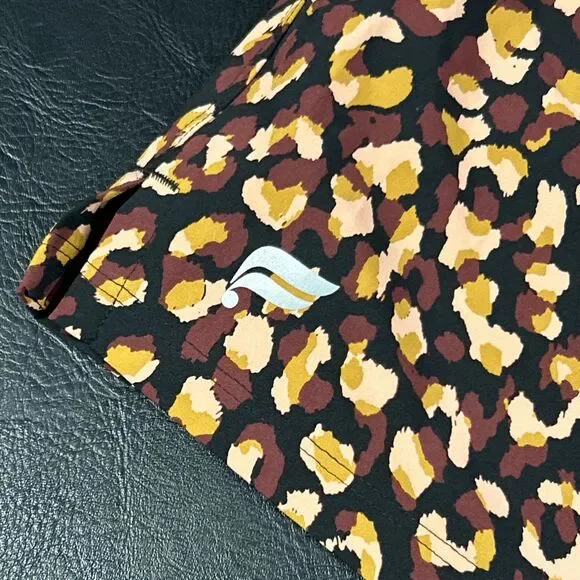 Fabletics Mens XL The 7" Fundamental Shorts Unlined Pockets Stretch New - Picture 5 of 8